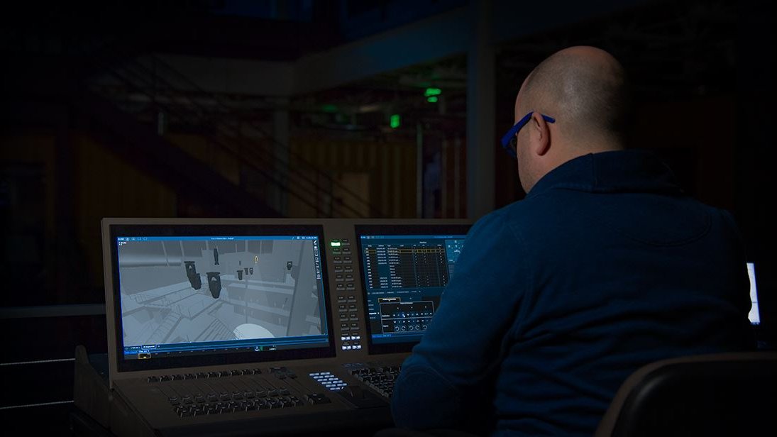 ETCInc's tweet photo. #ETCEos enthusiasts, here's your friendly reminder to tune into @livedesignmag's webinar tomorrow at 1 PM Central. Hear from ETC on how to get ready to incorporate #Augment3d into your workflow! https://t.co/NOQ9dK4Av5 https://t.co/dqFMN4t9MD