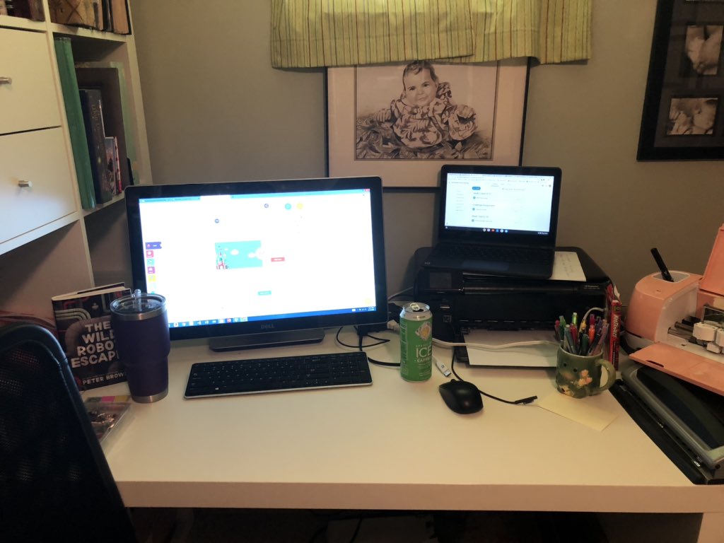 twatson_gpe's tweet photo. Today’s office view:) Assignments have been posted into google classroom, working on touching base with parents. Keep up the good work! #Fre1Tech https://t.co/3rdJIf7RM5