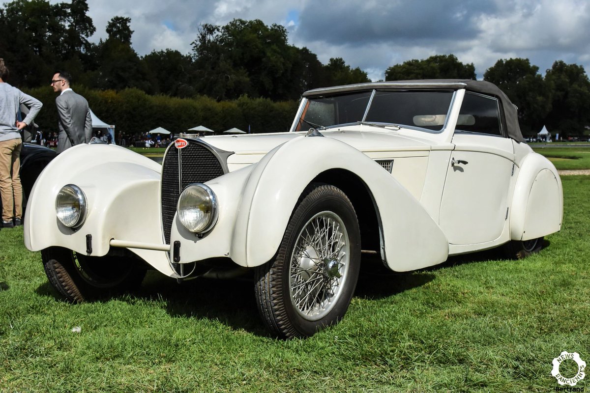 News D Anciennes Cette Bugatti Type 57s Est Un Cabriolet Atalante Dont La Robe Est Signee Vanvooren On Revient Sur L Histoire De Ce Carrossier Par Ici T Co Fxcgnwpmq3 T Co 6obksnsvtf