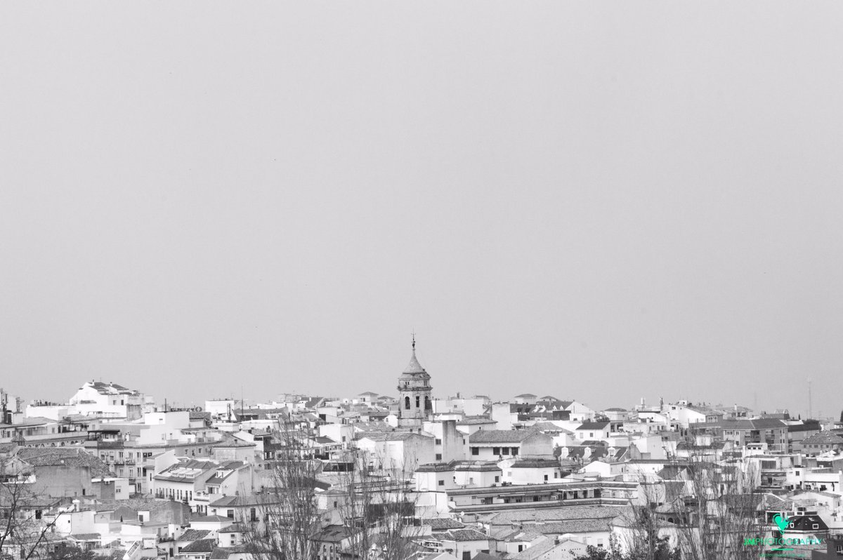 JMPHOTOGRAPHYJA's tweet photo. DETRÁS, LA TORMENTA⛈⚡️
.
.
.
#Jaén #jaen #jaenisdifferent #jaenparaisointerior #españa #andalucia #photooftheday #photographer #photography #fotodeldía #fotodeldia #catedraldejaen #catedrales #andresdevandelvira #vandelvira #monumentos #yomequedoencasa https://t.co/G94ivBgPrq
