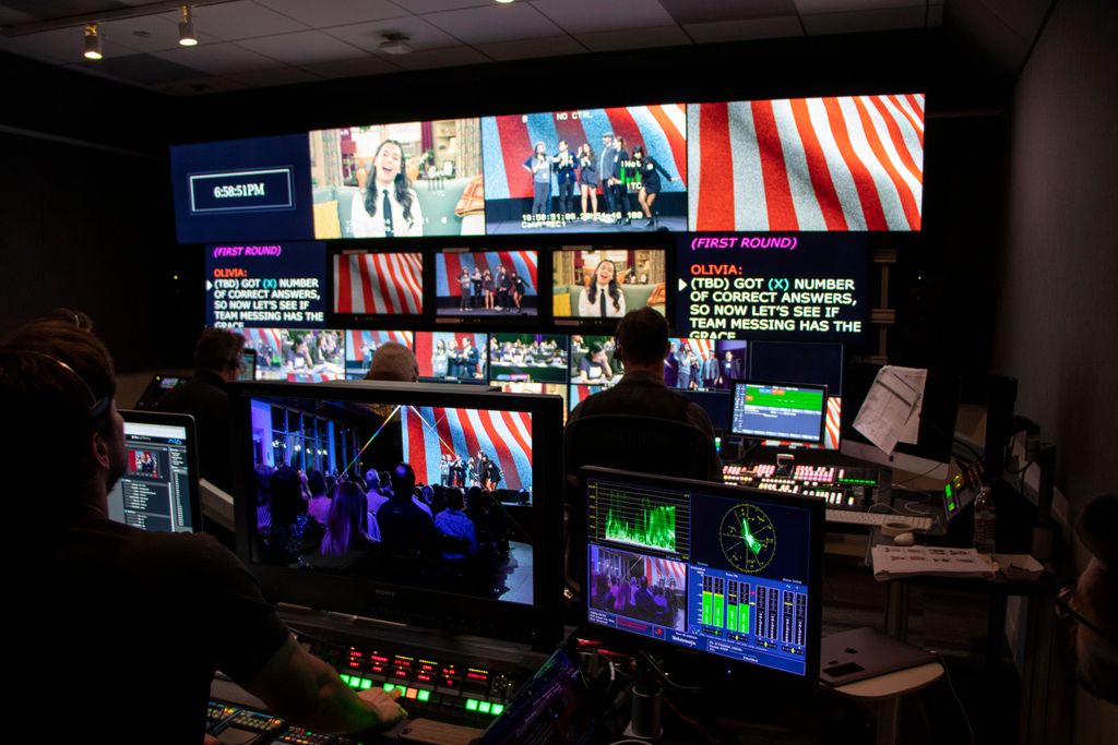 teambclive's tweet photo. Here's a peek into master control at the Telethon for America, November 2018 https://t.co/AmePGAi8Yy