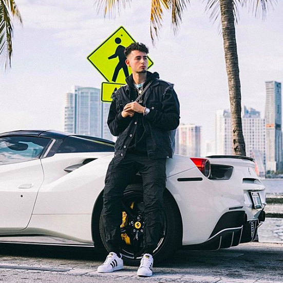 Our #FNLFam Josh Sobel (IG/josh.sobel) is all about comfort and making a statement.

Peep his favorite pieces here: finl.co/1n8d