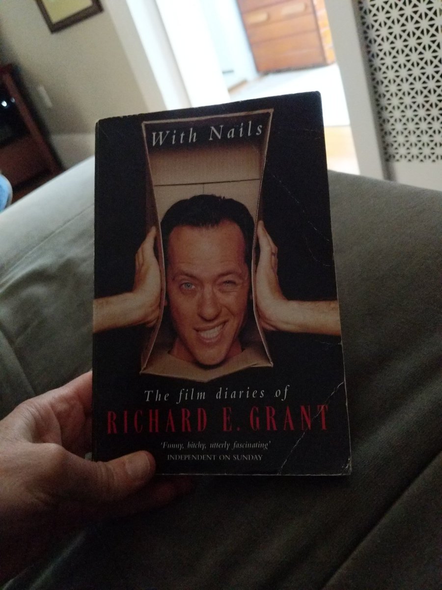 ofkenstale's tweet photo. A quarantine reading MUST #withnailandi
#withnails #Quarantine #QuarantineLife #QuaratineBookClub #MondayMotivaton
@RichardEGrant https://t.co/ERUbyGyxvf