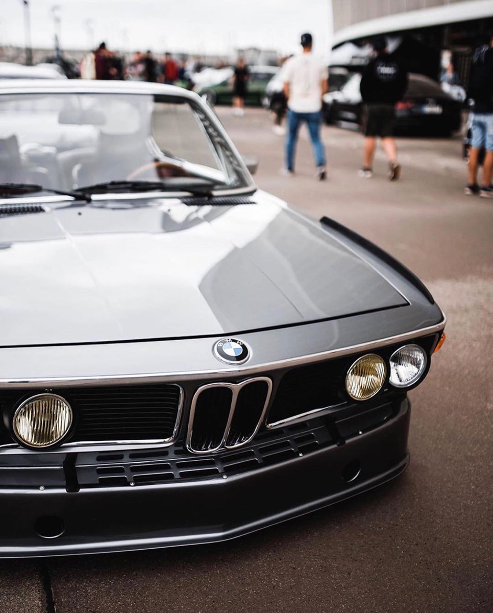 BlueStone_BMW's tweet photo. Top Classic #BMWClassicSeries https://t.co/APxndJwTCk