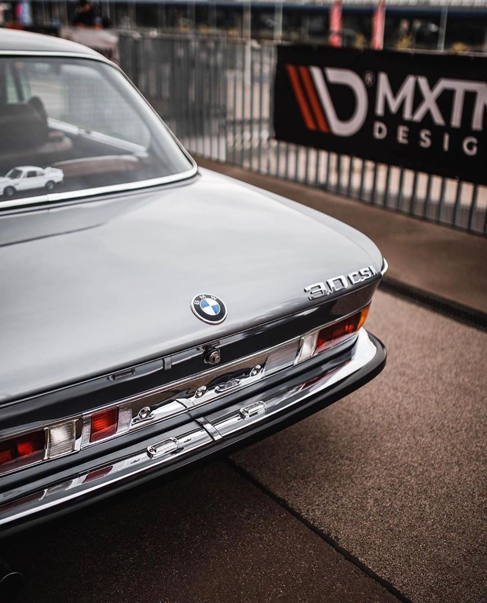 BlueStone_BMW's tweet photo. Top Classic #BMWClassicSeries https://t.co/APxndJwTCk