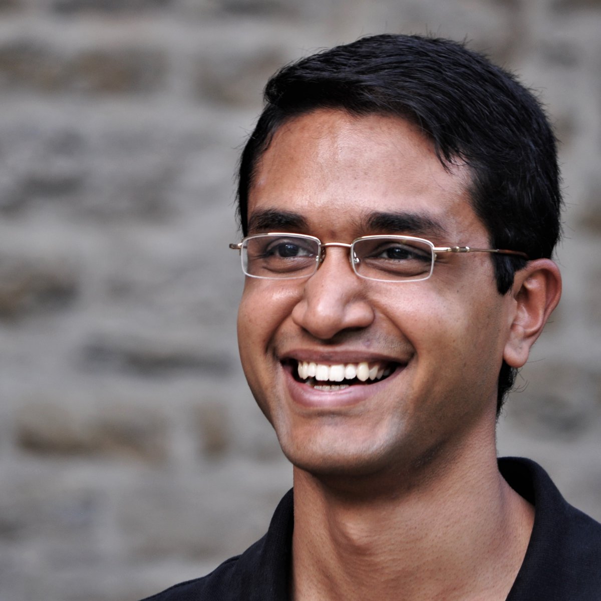 Meet Satish, the only member of #QueenCityOpera orchestra to have played in 2 different sections!

instagram.com/p/B-7uobwhEgP/…

#cincinnati #musicianmonday #violin #viola 
#srilanka #kennedycenter #developmentalbiology #cincinnatichildrenshospital #uc #jazz #dogsitting #squash