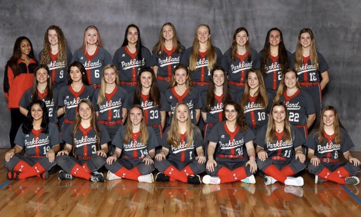 parklandsball's tweet photo. This pic is a demonstration of hard work, commitment, and determination. Everyone on this team has worked their butts off to be in the first and only team pic of 2020. Sadly, this team wasn’t able to continue the tradition that Parkland Softball has maintained for many years. https://t.co/UgVeiFzml9