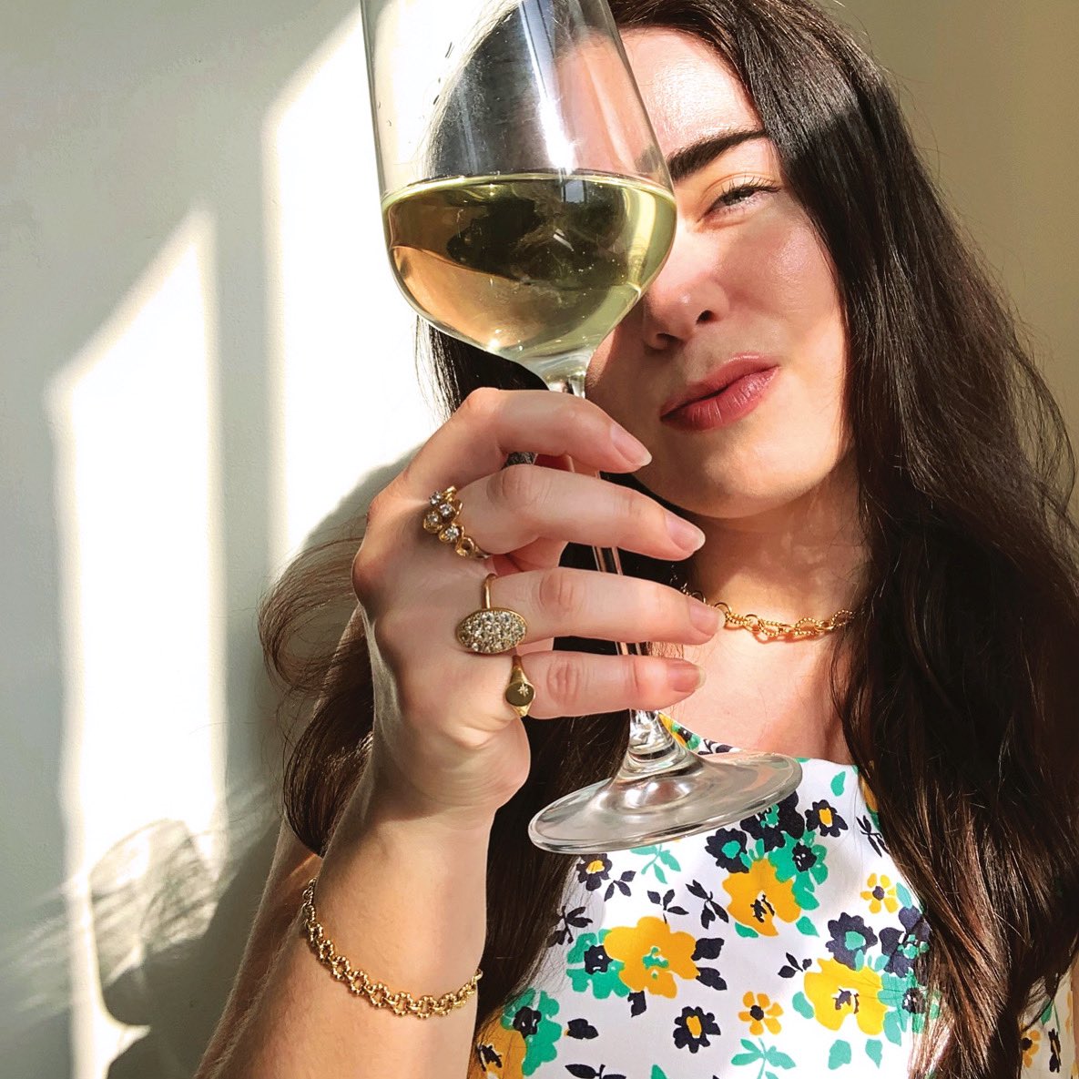 emmalouiselayla's tweet photo. Pretending it’s a normal bank holiday with wine in the sun ☀️ https://t.co/WXTL9n6YQ1 #instarainbowchallenge #mellowyellow #stayhome #ootd #lockdowndressup #goingnowherebutfuckitimgettingdressed https://t.co/YLGC9OyJSy