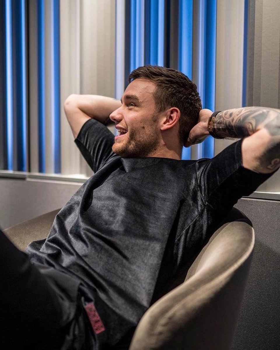 liamcombr's tweet photo. 📸 | Liam via Instagram: “ Time enjoyed wasted, is not wasted time 🎶 @alesso #Midnight”.
Você já reproduziu #Midinight hoje?
Stream ➡️ https://t.co/8am6iNNdsy https://t.co/O3ARZp1J1k