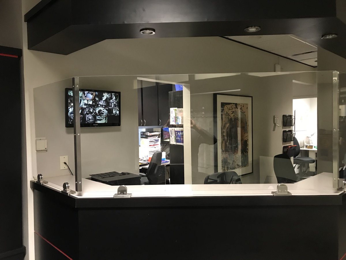 GalleryMtlwrks's tweet photo. Our recent counter top glass installation, suitable for banks, security & medical offices & libraries
#glassshield #sneezeshield #protection #covid #countertop #banks #medical #libraries #offices #essential #BusinessContinuity
https://t.co/pES2G6gSX8 https://t.co/36Dsby2Tve