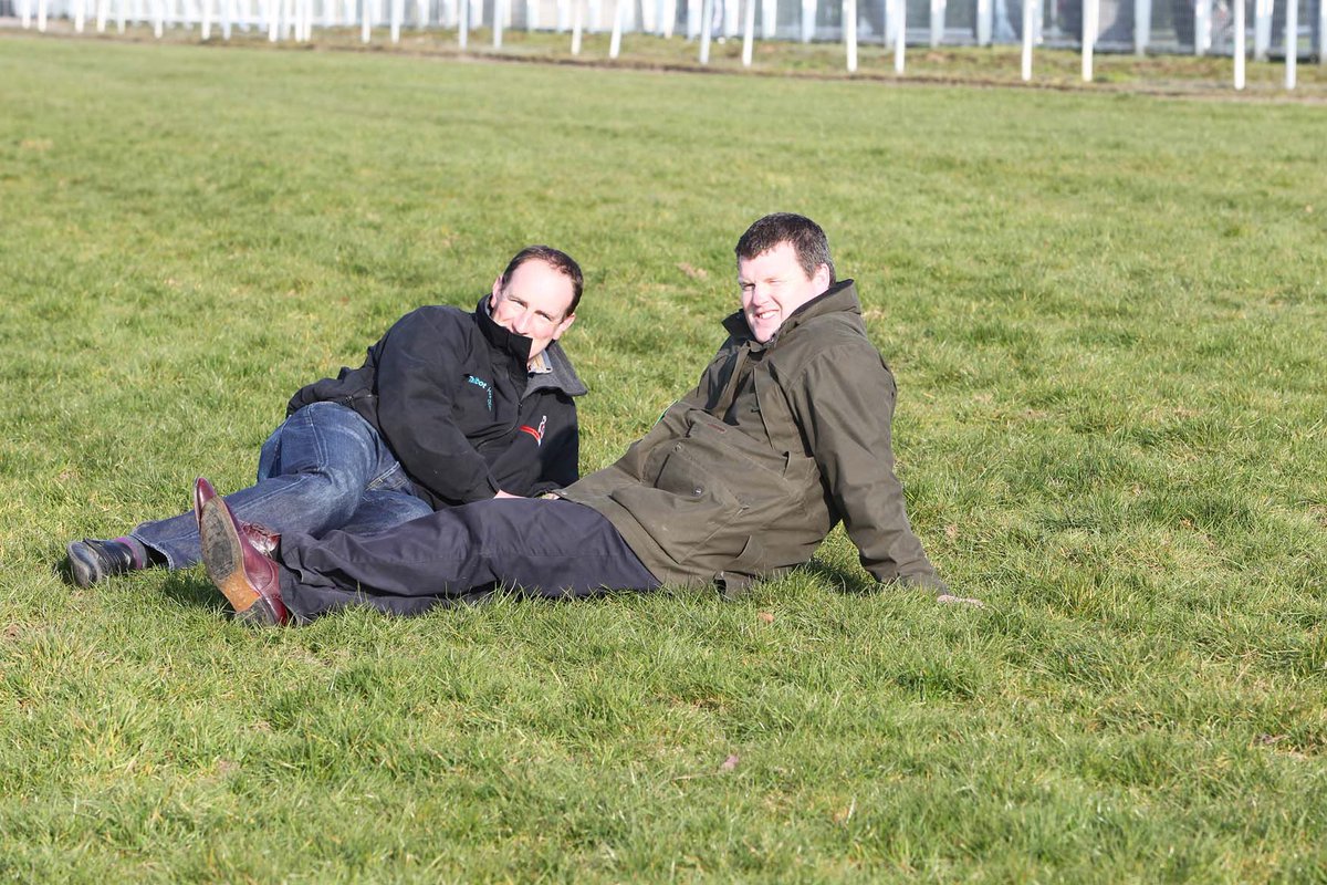 NavanRacecourse's tweet photo. To provide some entertainment we’re going to be #ReelingInTheRacingYears by posting some great photos from Navan over the years 📸
First up is @gelliott_racing & Ian ‘Busty’ Amond enjoying some spring sunshine between races back in 2011! ☀️ https://t.co/aLaMcHhWvQ