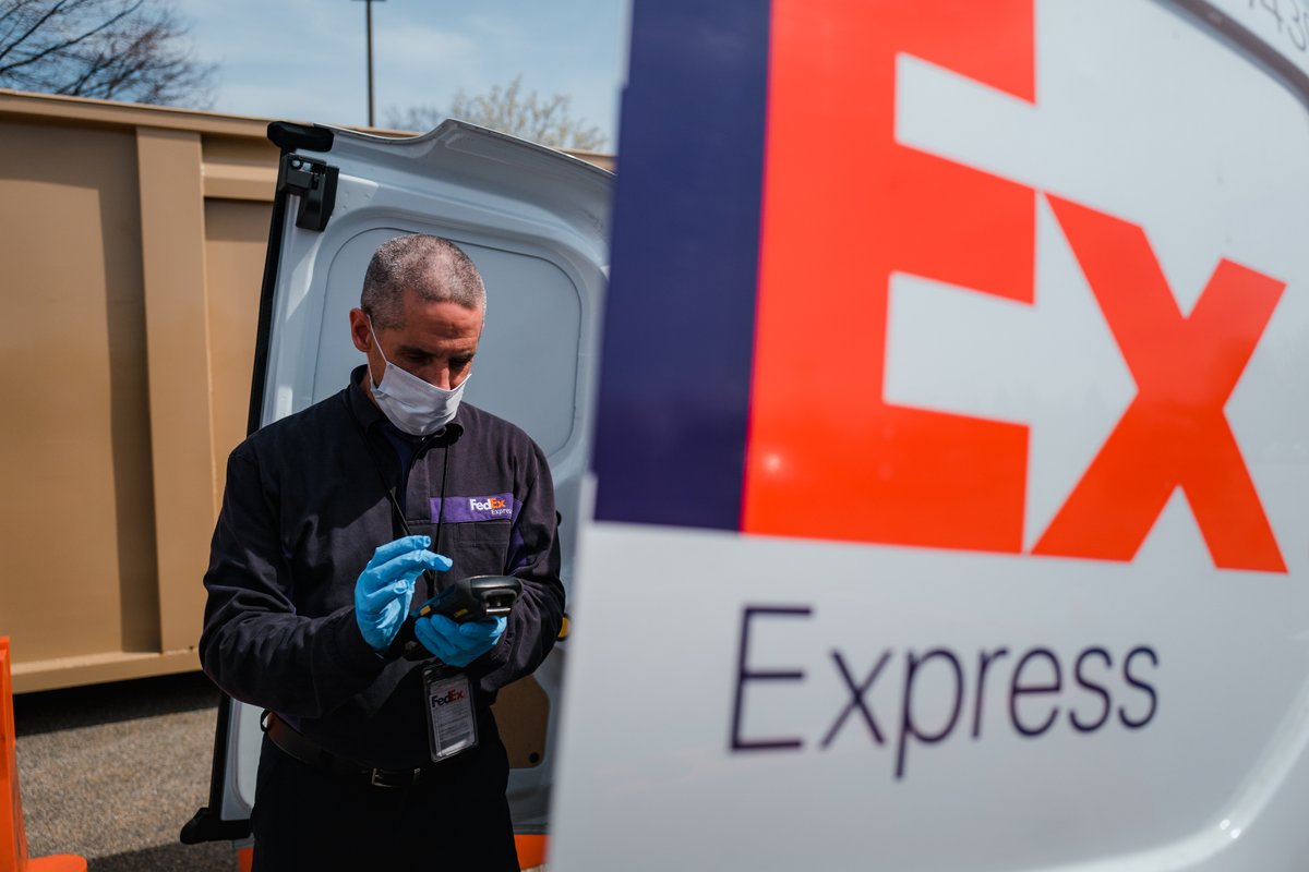 14.  @rcjonesphoto & I waited until the drive-thru closed last Tuesday. That's when Douglas Ortmann, a 20-year veteran of Fedex, showed up to pick up the samples. He makes the same run everyday: Pick up the test tubes in Paramus, NJ then drive them 14 mins to nearby Teterboro, NJ: