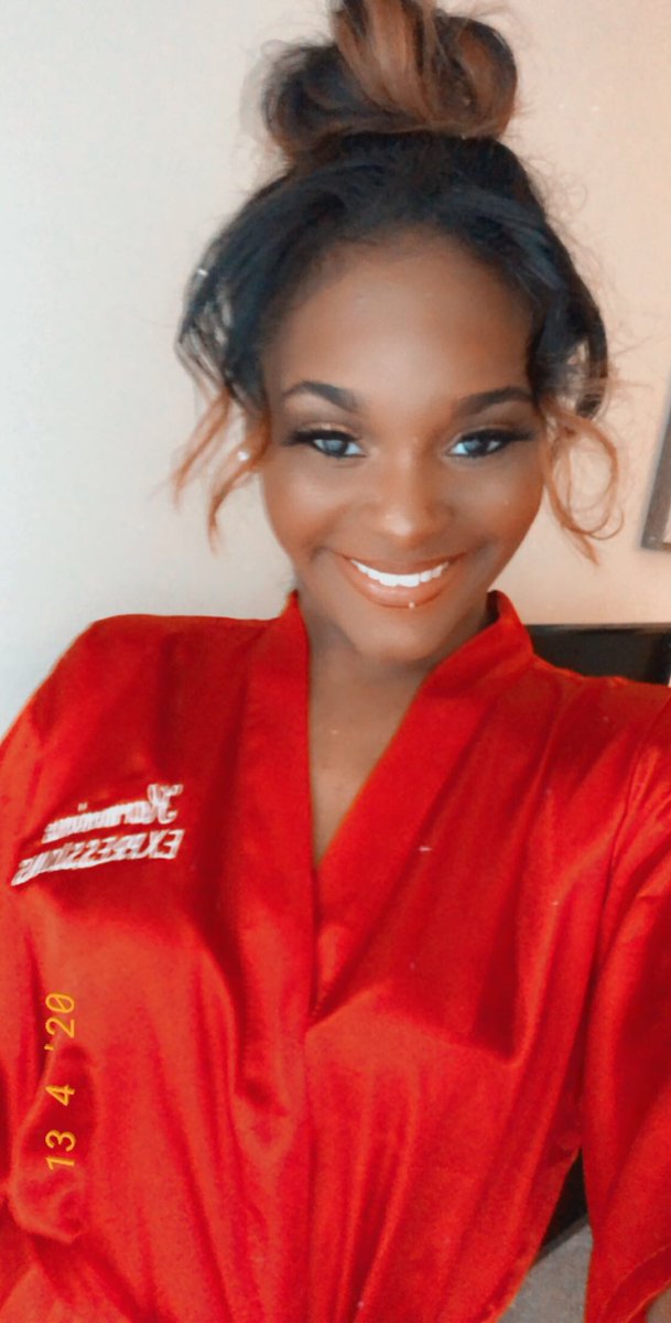 chat_twizzle's tweet image. Just so Twitter can see it too ❤️

Quarantine + Deltaversary = A Whole Mood #HETurns6 #SPR14 #AOML #6YearsDown #ALifetimeToGo