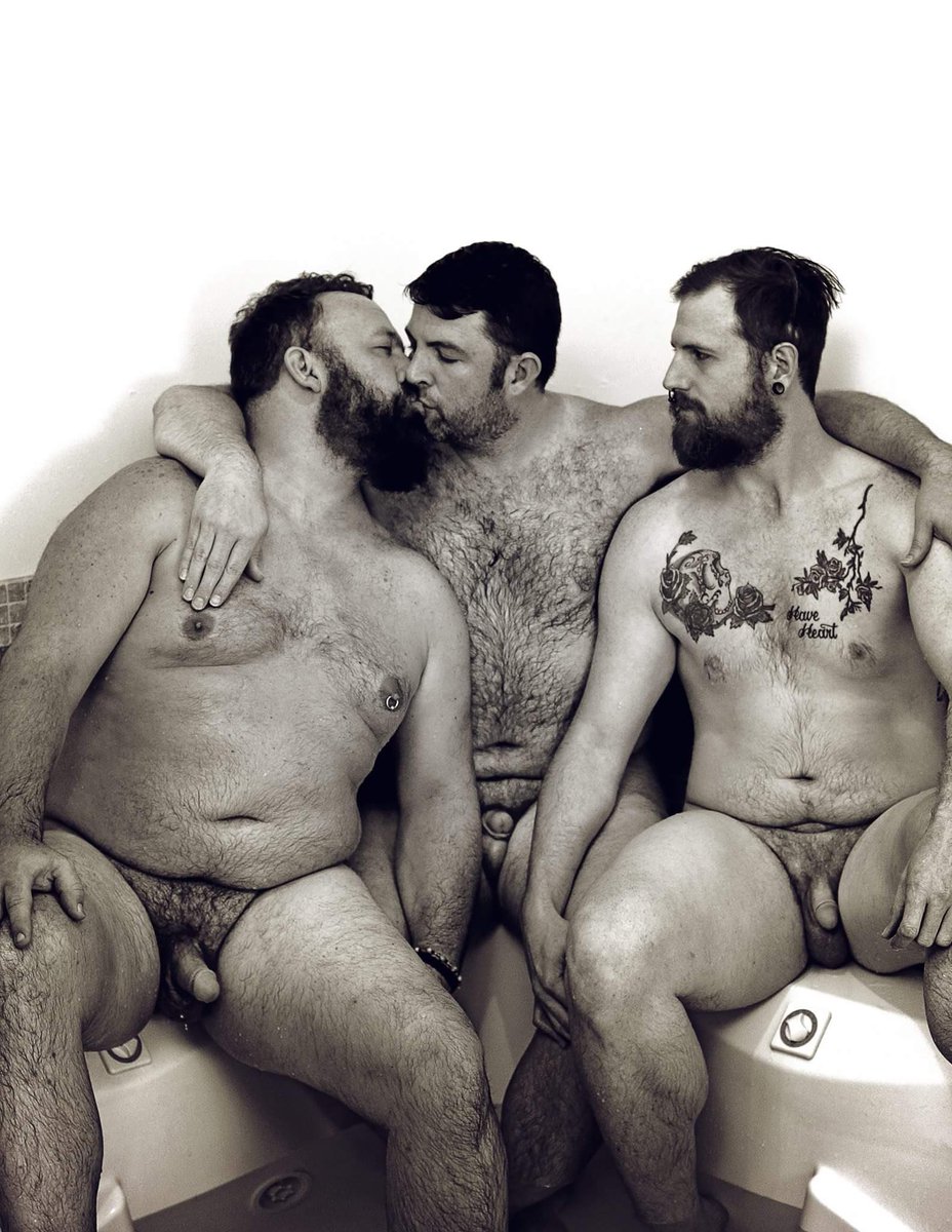 playbearmag's tweet photo. Follow @tilotta https://t.co/88ys5SnEdL