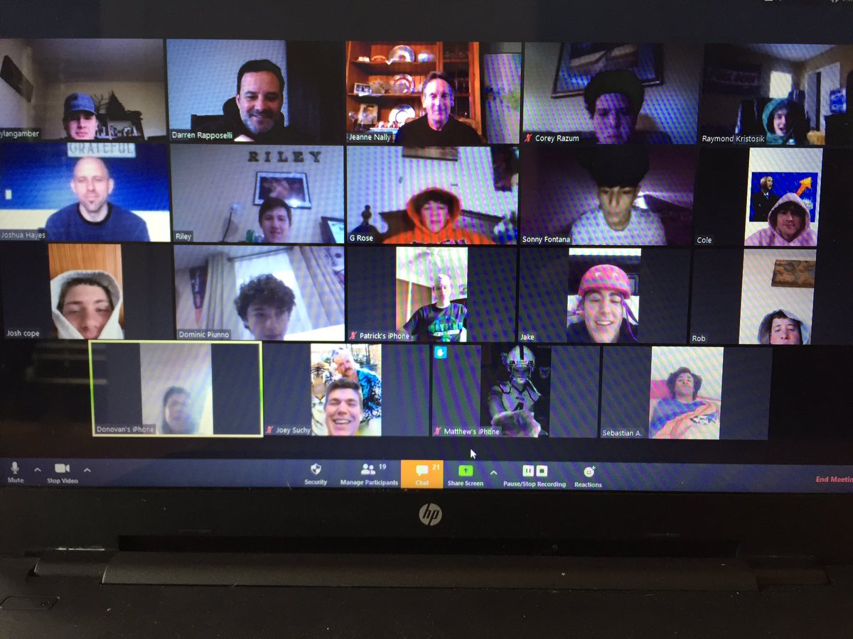 MHSwildcatbsb's tweet photo. Catching up with the team on Zoom. Great to see your faces! Push through this difficult time with a positive mindset! Challenge yourself! https://t.co/sT3j7raGCg
