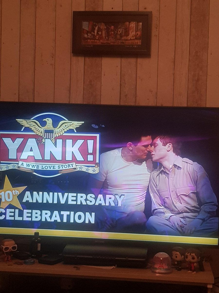 Julie B. tweet media