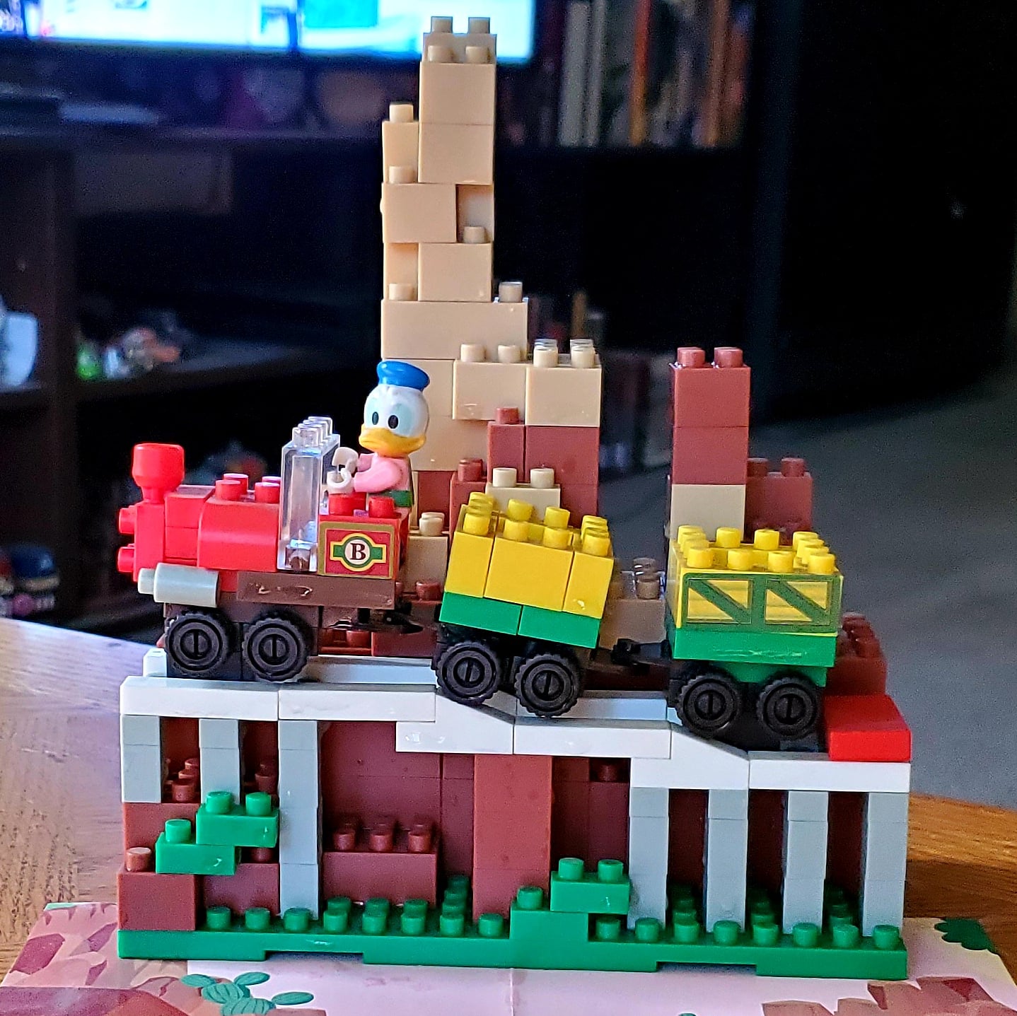 Sasaki Time on X Putting together Big Thunder Mountain Railroad from Tokyo Disneyland using their variation on LEGO.wish there would be actual LEGO versions https t lfoF97okzd X