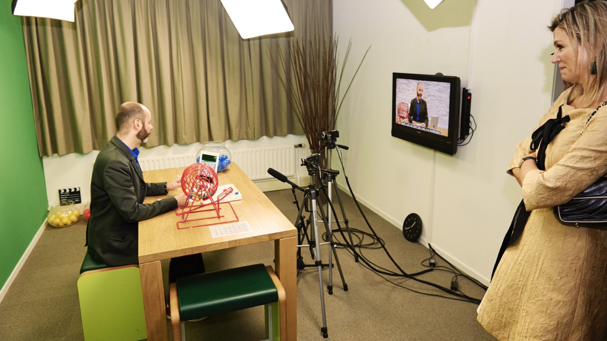 Wat was dit gaaf: het bezoek van hare majesteit koningin Máxima aan de ThuisBingo-studio #nationalethuisbingo #ouderen #bingo #ouderenzorg #gezellig #throwback #maxima