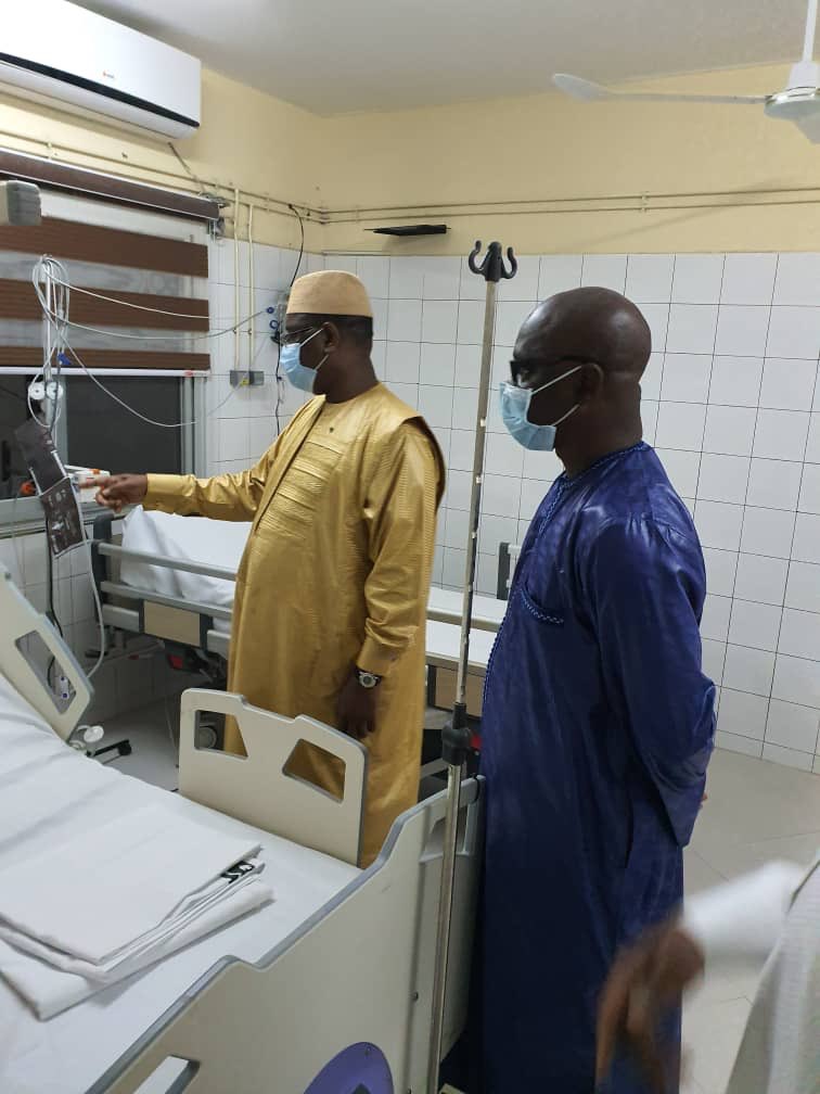 avecmackysall's tweet photo. Visite surprise du PR au CET de l'Hôpital Idrissa pouye de Grand Yoff. @PR_Senegal #COVID19sn #COVID19 @senegaldirect @senegal7com @seneweb https://t.co/uibtijSNv0