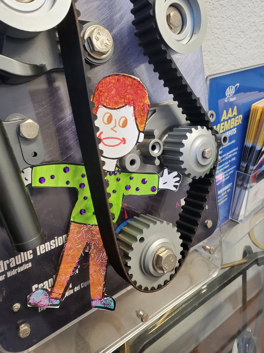 txteachandlearn's tweet photo. Just hanging out at the car repair shop #MrSolstice #thelongestday #endalz https://t.co/D90qgMHbSz