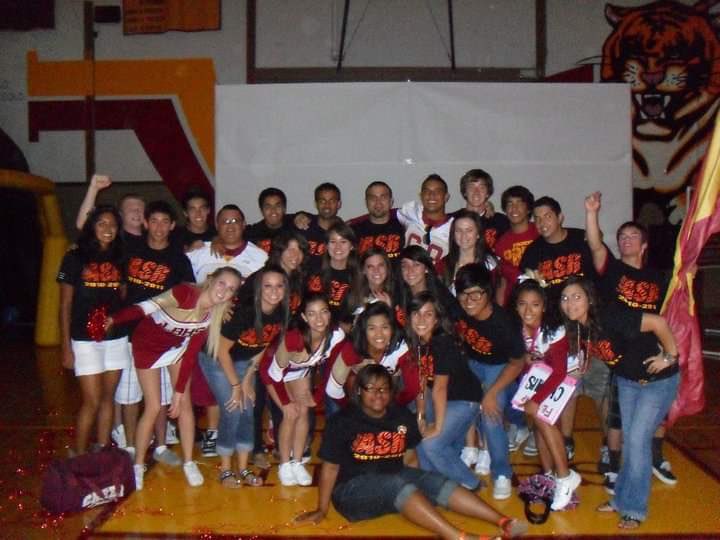 LosBanosTigers's tweet photo. ASB class circa 2011. Can you find the CURRENT staff member in the picture? #TigerThrowbackWeek https://t.co/5FSGzYKmMZ