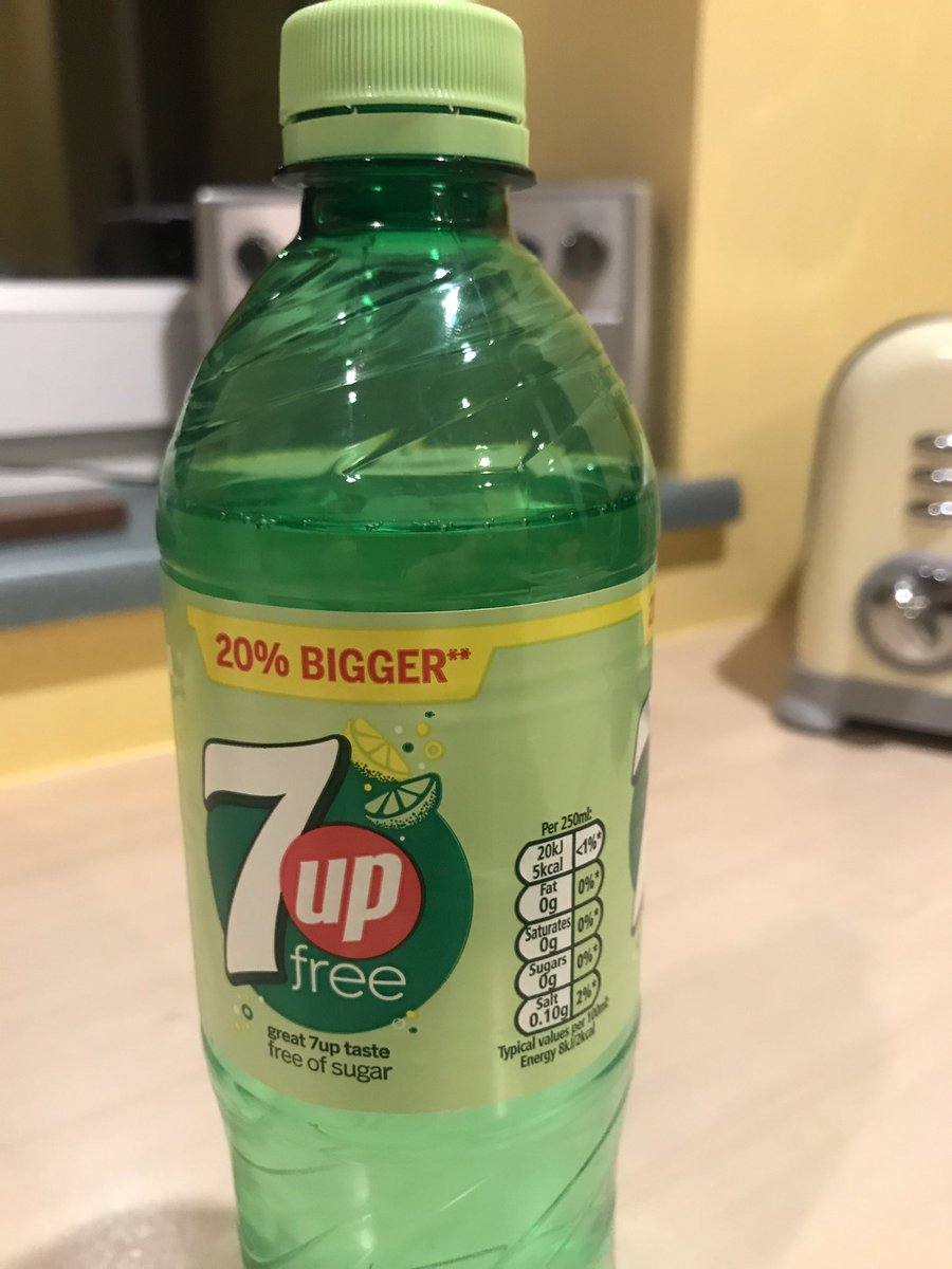 Beverage 26: 7Up (free).Not as nice as Sprite. Not as nice as Schweppes. Maybe the non-sugar free version is better. Refreshing though. Used to drink it on holiday in Cyprus. Goes well with keftedes, I’ll you that for nothing! Tasty enough. 20% bigger too.7.5/10.