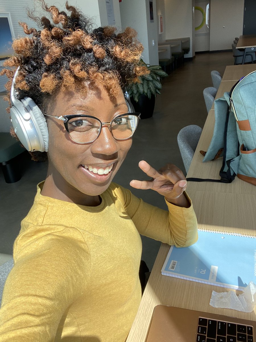 travelintofudie's tweet image. First Day of School ✅! @aviflombaum @FlatironSchool @Career_Karma @WeWork #DataScience #learninginplace #blackintech #WomenWhoCode #onlinelearning