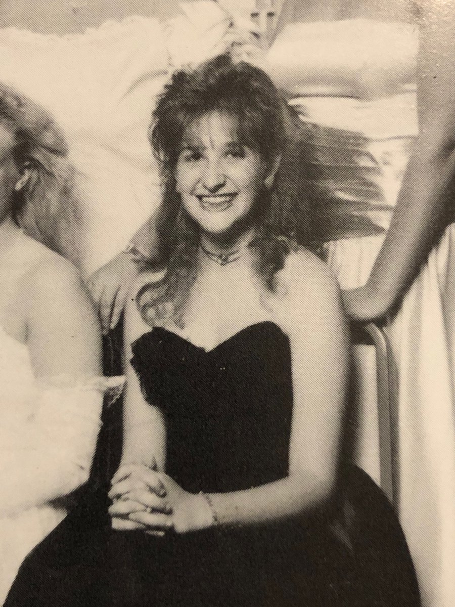 tracyars's tweet image. May not be my senior class photo but it’s my senior dinner dance. Leicester High Class of 1989