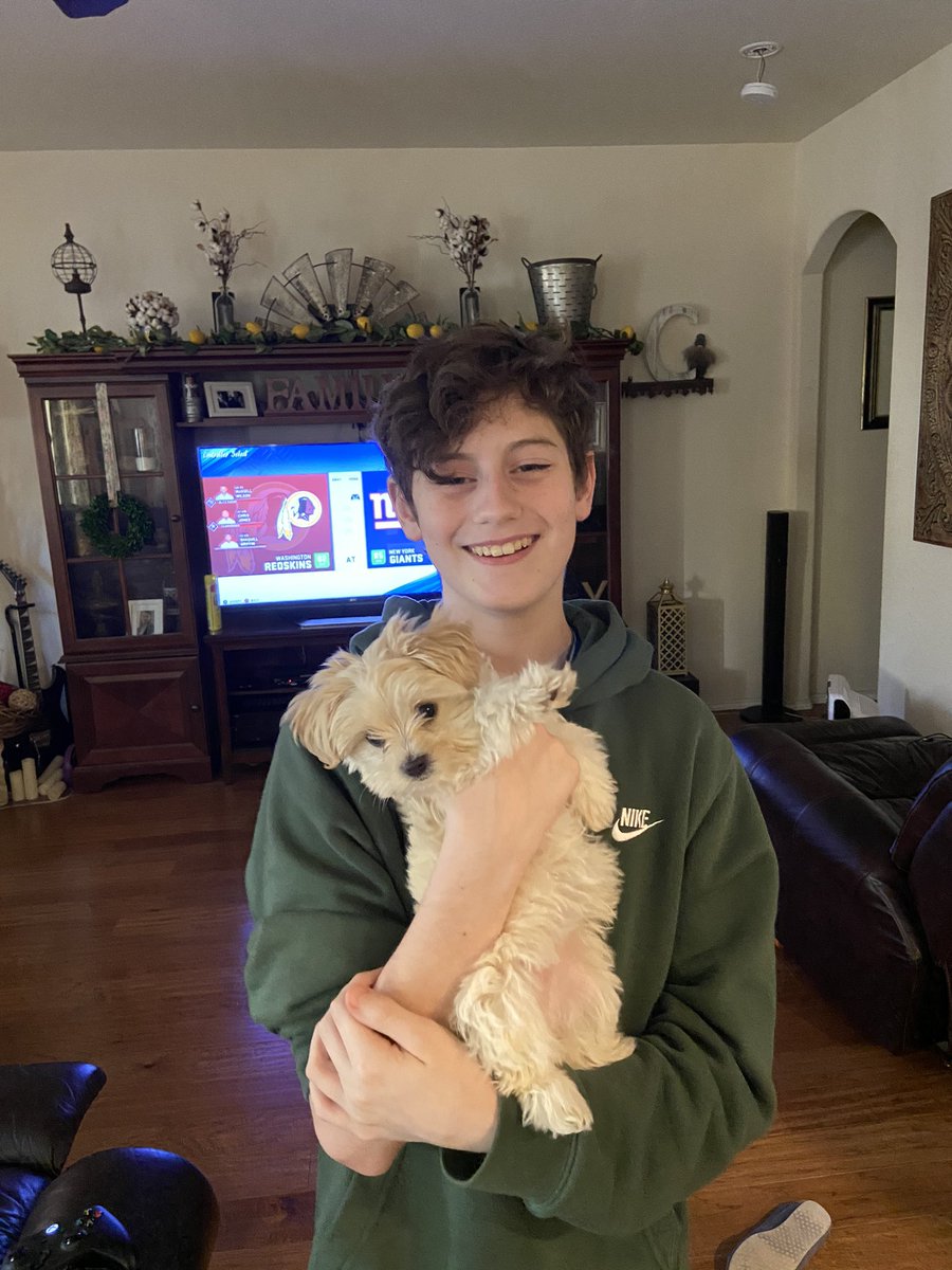 YankeeScience's tweet image. From the Cogar family to our @prairievistams family- we miss you!!! 💚💛