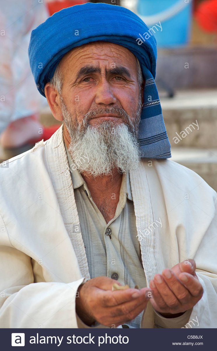 People of Samarkand: Random old Tajik men.We Tajiks have thousand faces but one same soul.