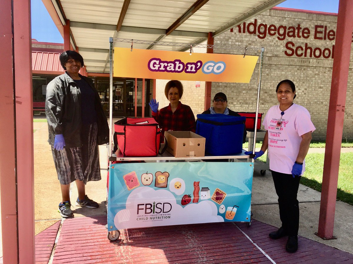 RepPeteOlson's tweet photo. Continuing to give a shout out of “THANKS” to our heroes making sure every child in @FortBendISD eats breakfast & lunch in spite of #COVID19 closing all schools, I admired the passion of ladies at #Ridgegate ES! @RGE_Rangers @MsRivas9 @FBISDFoodie https://t.co/ITXdvmj0Ac