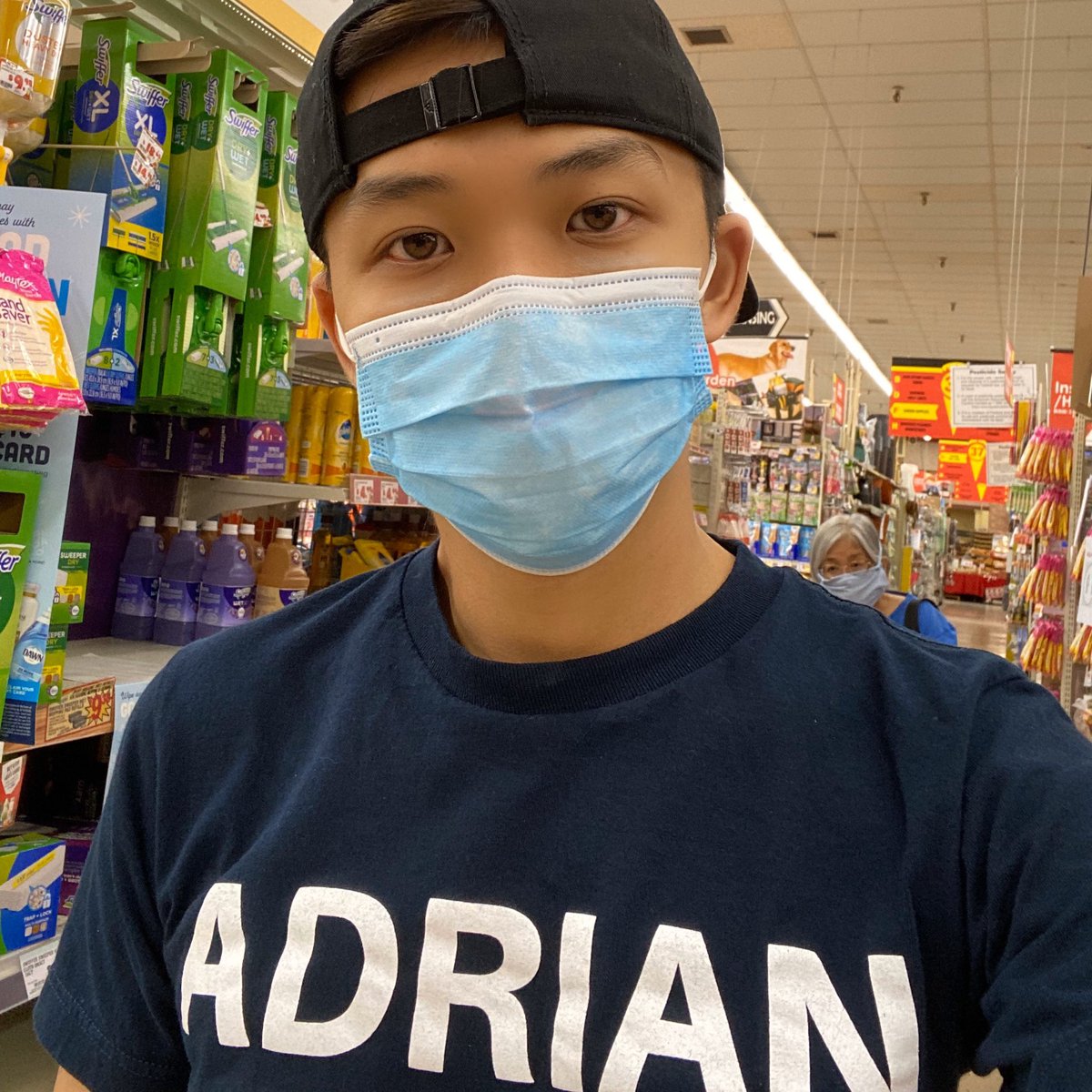 adrianktam's tweet photo. Unfortunately, it’s impossible to stay at home all the time, when running essential errands like grocery shopping, please think about the workers on the front lines who are stalking shelves and ringing you up.  Be safe and cautious (wear protective gear), be quick, and kind. https://t.co/VkRwCVYBqs