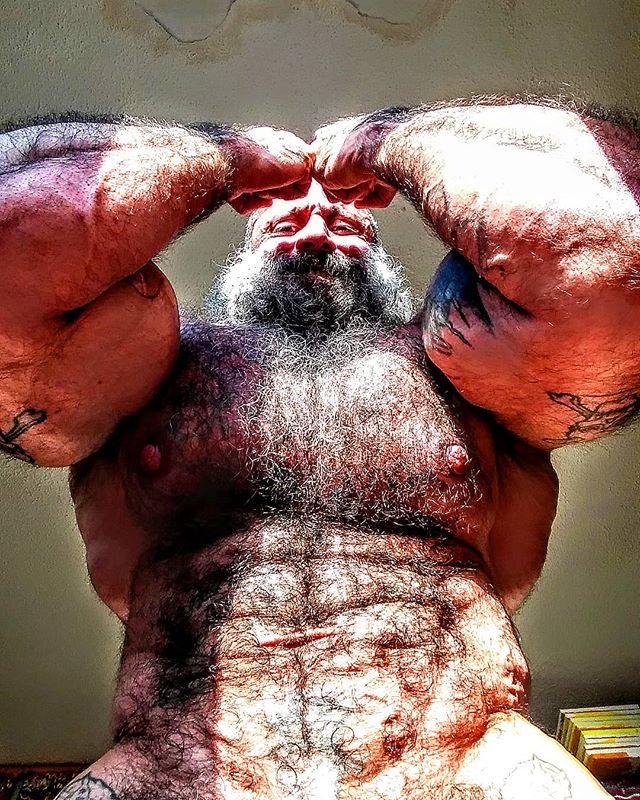 Neverbigmscl's tweet photo. Muscle Eddie https://t.co/BXHnXrD1Ps