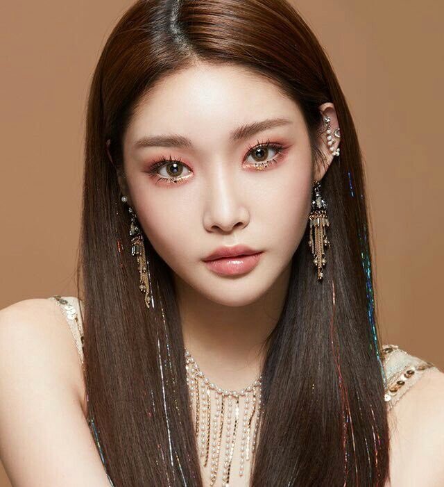 ChunghaThis isn’t technically me disliking Chungha but there was a point in time where the only thing coming up on my feed was something abt her and it got old real fast. Then I had to see what all the hype was about for myself and my life was changed forever, Stan Chungha