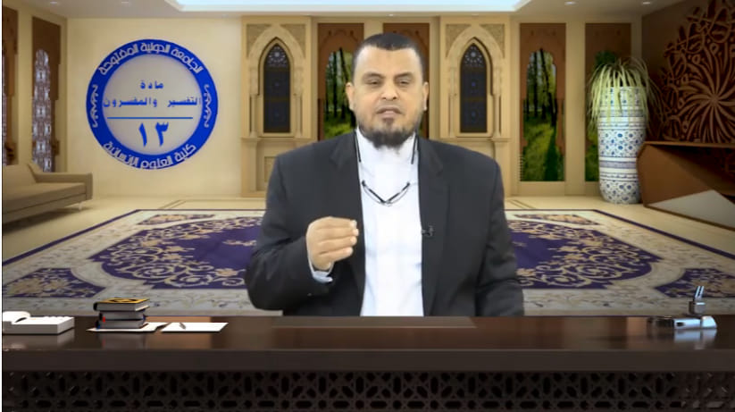 كلية العلوم الإنسانية tweet media
