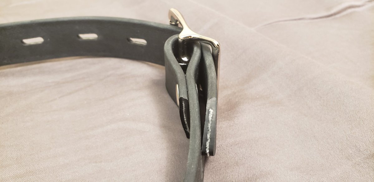 Today I'm featuring my collection of locking collars in this thread. Here is the collar that came with my hood from  @MaxCita. It's made of BioThane coated webbing. It is strong, lightweight, and is somewhat flexible. The steel buckle uses a normal padlock or a timer lock.