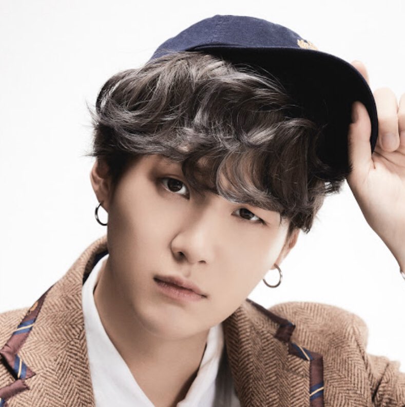 Yoongi as the security guard~ doesn’t like moving, both passionate