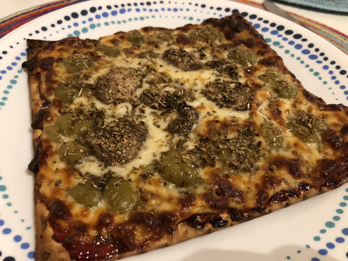 A  #Passover   family tradition: Matzah Pizza!  #Passover2020    #JewishFood  #cookinginquarantine  #homemadefood during  #COVID Here’s how it’s done 