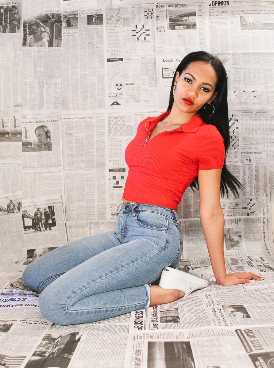 rynikaaa's tweet image. what’s black &amp;amp; white and read all over?