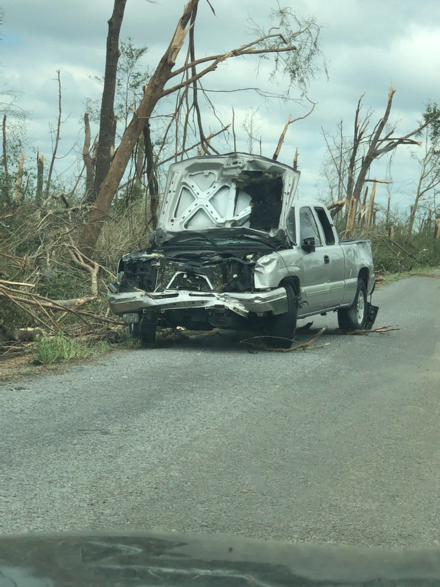 MSHwyPatrol's tweet image. MHP Troopers were tasked with providing assistance and surveillance capabilities in the storm ravaged areas in the Mississippi Pine Belt.  These pics were taken in Jefferson Davis County.