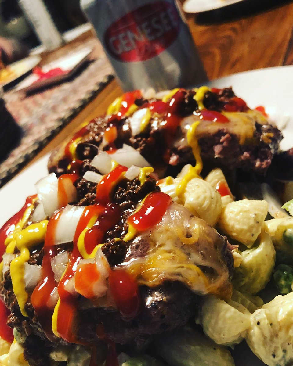 nywinecard's tweet photo. Tonight’s dinner?!? Homemade Garabage Plate featuring: @zweigleshots Meat Sauce, @Wegmans Mustard &amp; @GeneseeBrewery ! How you like that plate @JimGaffigan ? Beat that! #garbageplate #winetravelcard https://t.co/4hzDSADaUg