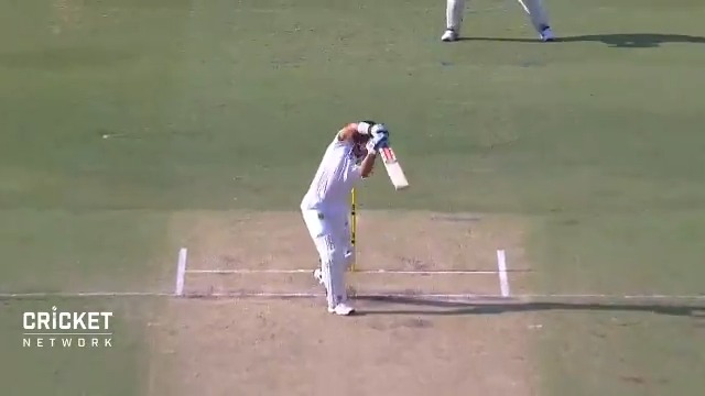 Happy birthday to a very classy batsman. 

Was this JP Duminy\s best innings for South Africa? 

