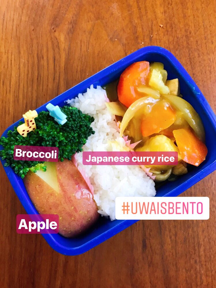 14/4/20Bento senang harini! Dah siap semua baru perasan rupanya kena ada sosej juga tp mama terlupa. Sorry Uwais 