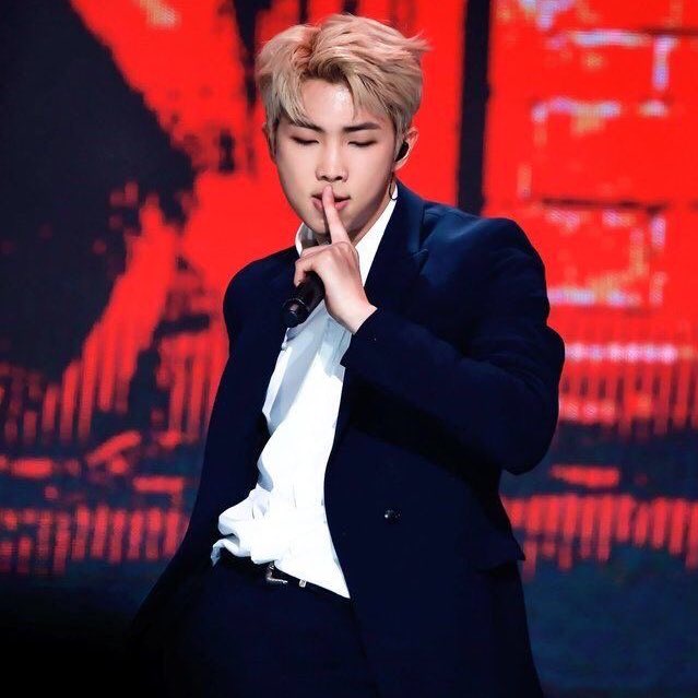 Namjoon looking insanely sexy ; a dangerous thread