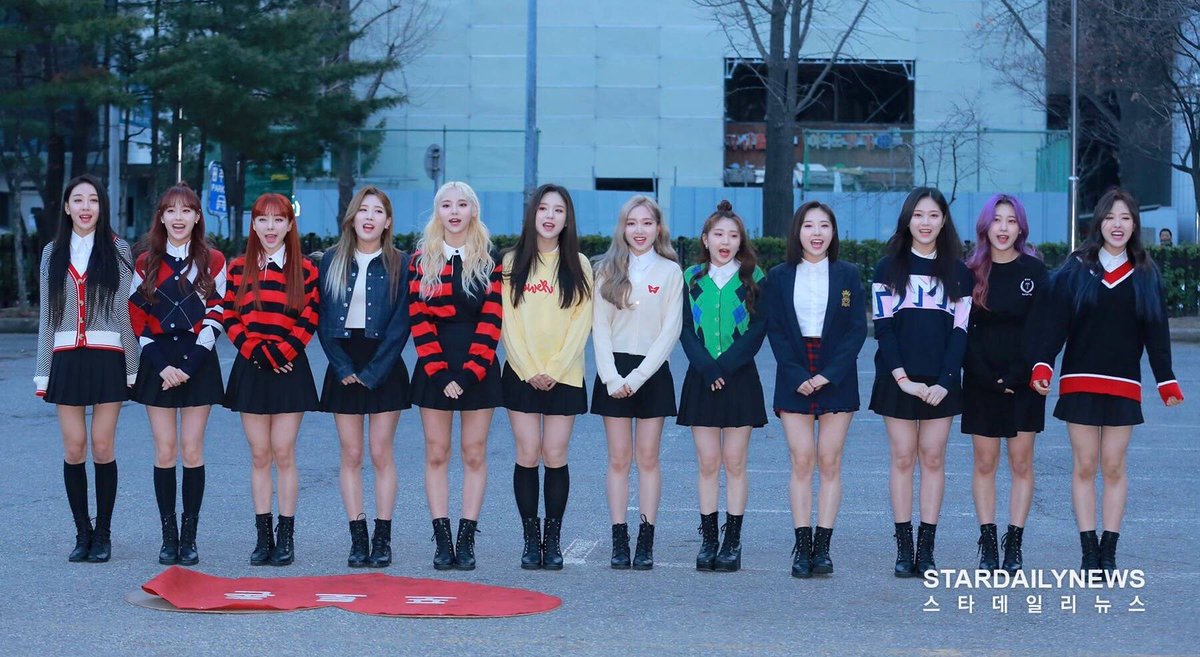 Loona in more casual style