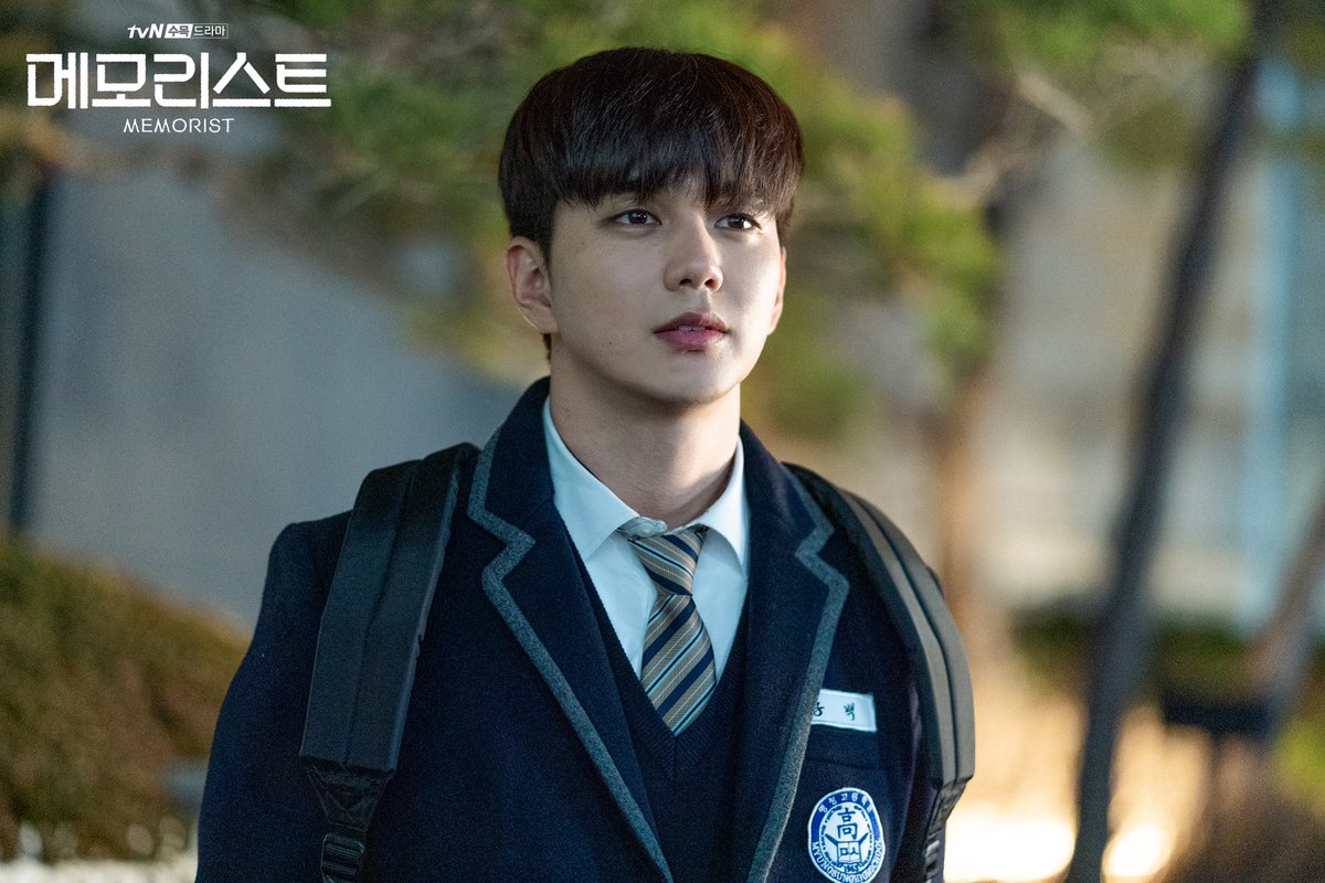 Ю сын хо 2024. Yoo seung ho. Корейский актер ю сын хо. Ю сын-хо. Yoo seung ho.