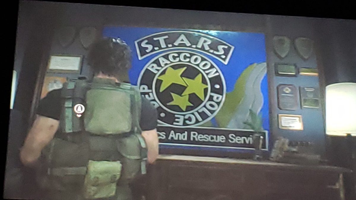 𝑺𝒖𝒑𝒆𝒓𝒄𝒐𝒑 (@remnantofstars) on Twitter photo 