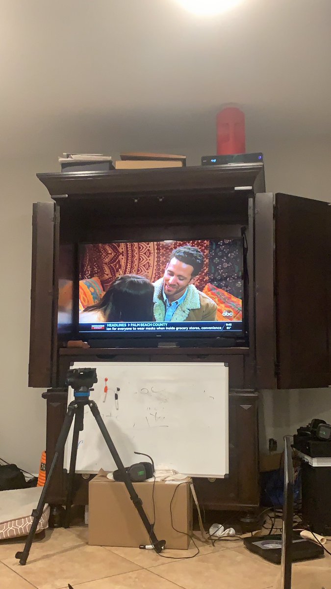 TylerJCameron3's tweet image. Jamie obviously didn't watch the bachelorette and doesn't understand what comes with that jacket