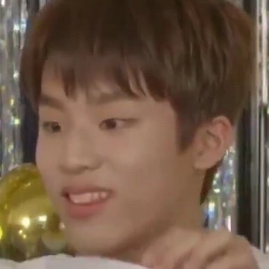 Jeongwoo& #39;s memes collection ; a thread