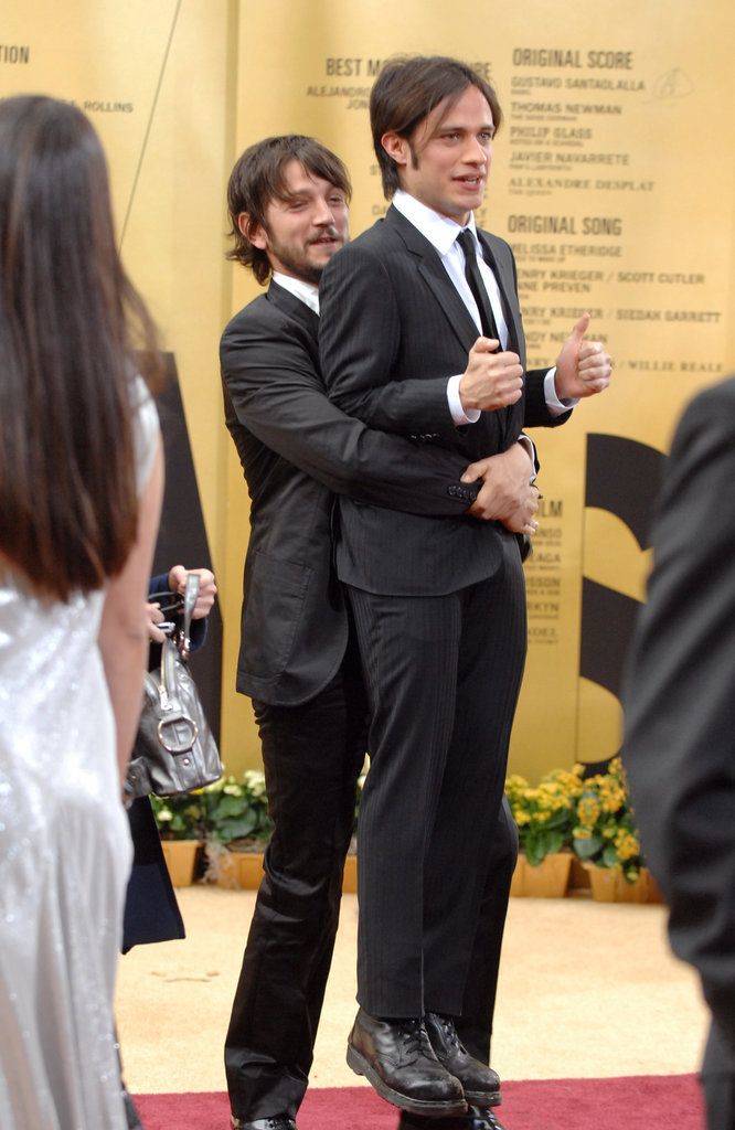 Gael Garcia Bernal (5'6) - this isn't actually surprising I just wanted to add him because he's mexican and i love him also just look at that photo of Diego Luna lifting him. amazing.